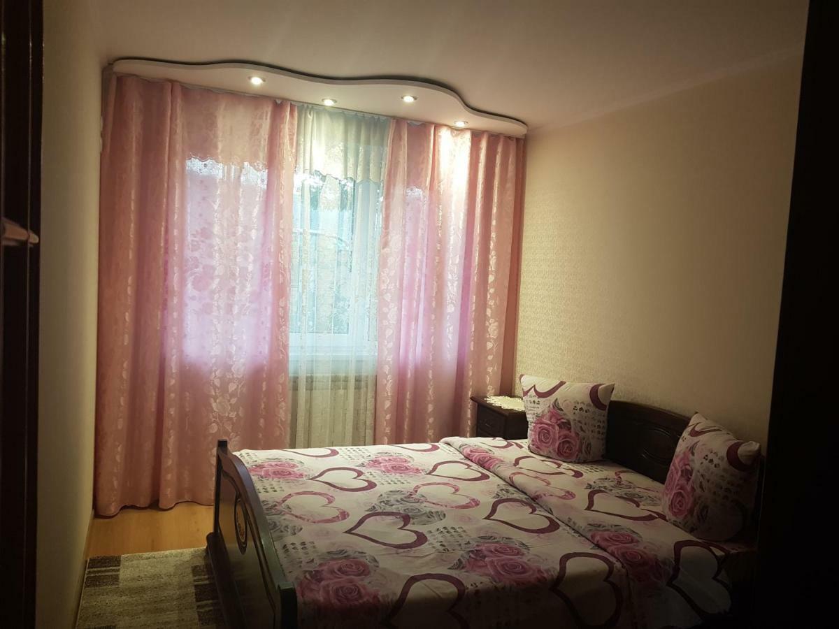 Diana Apartament 雅西 外观 照片